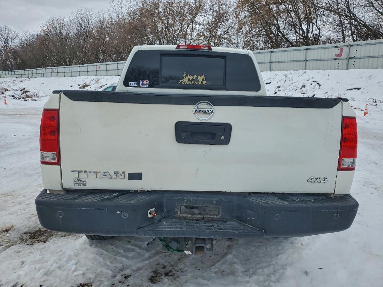 2015 Nissan Titan S - Фото 6