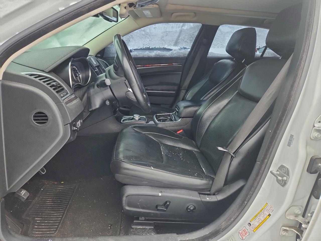 2020 Chrysler 300 Limited - Фото 7