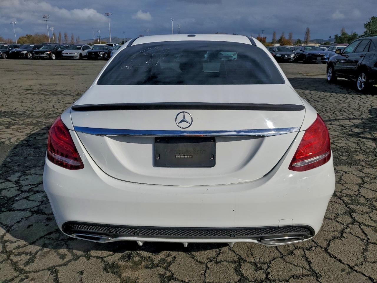 2015 Mercedes-Benz C 400 4Matic - Фото 6