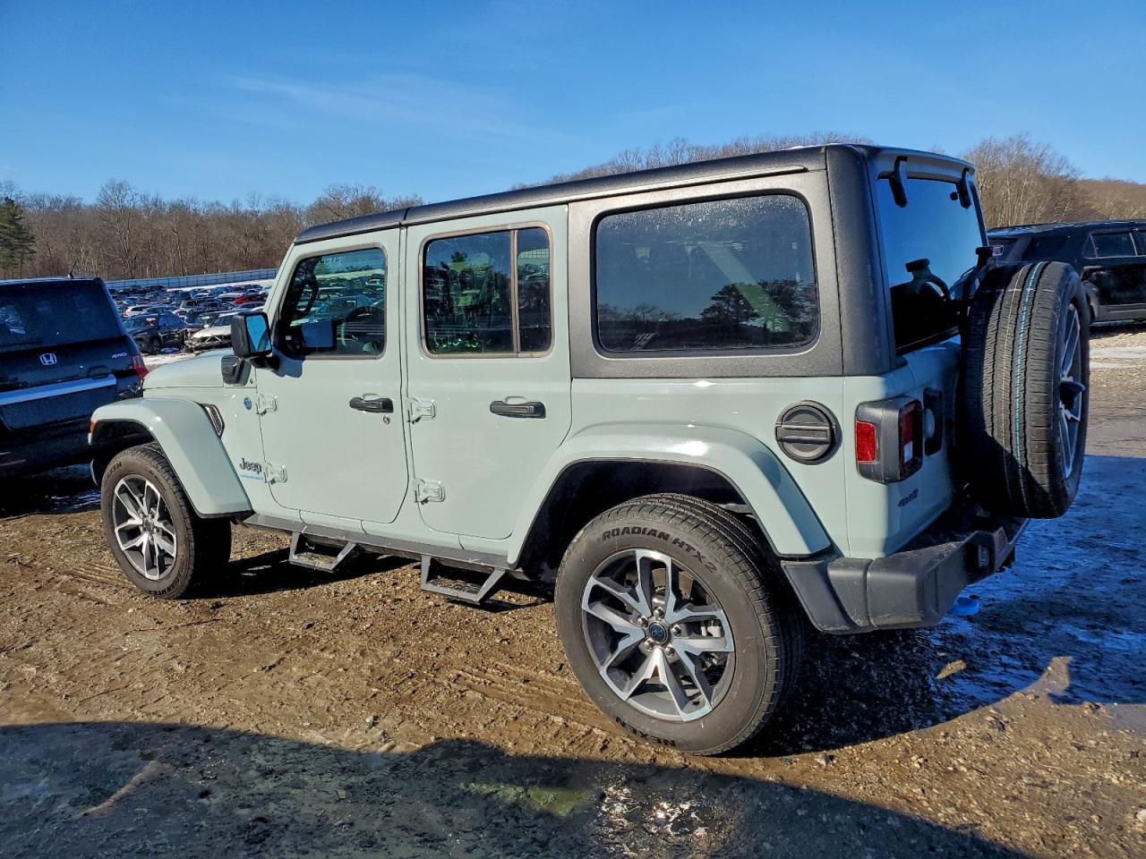 2024 Jeep Wrangler 4Xe - Фото 2
