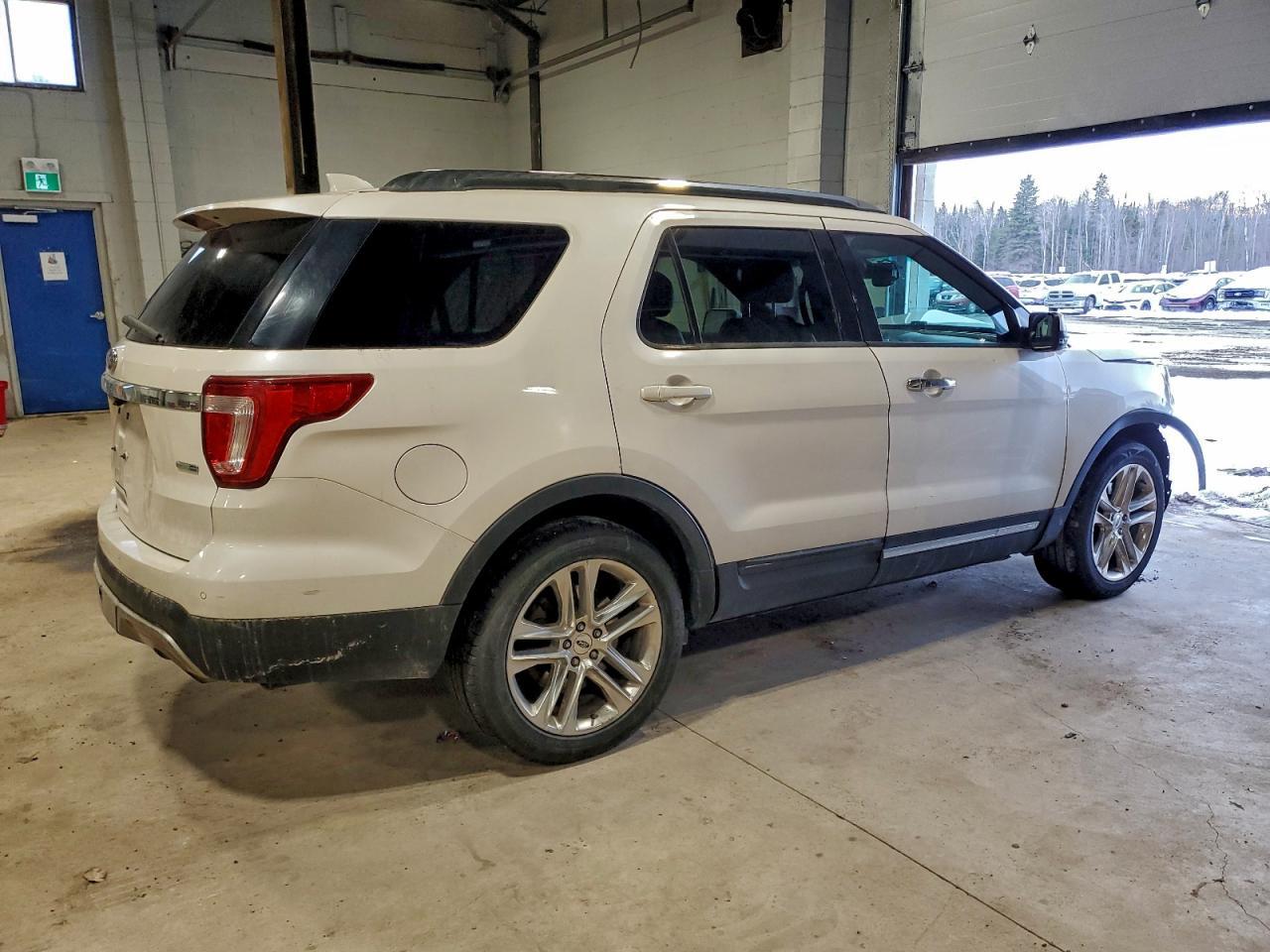 2016 Ford Explorer Limited - Фото 3