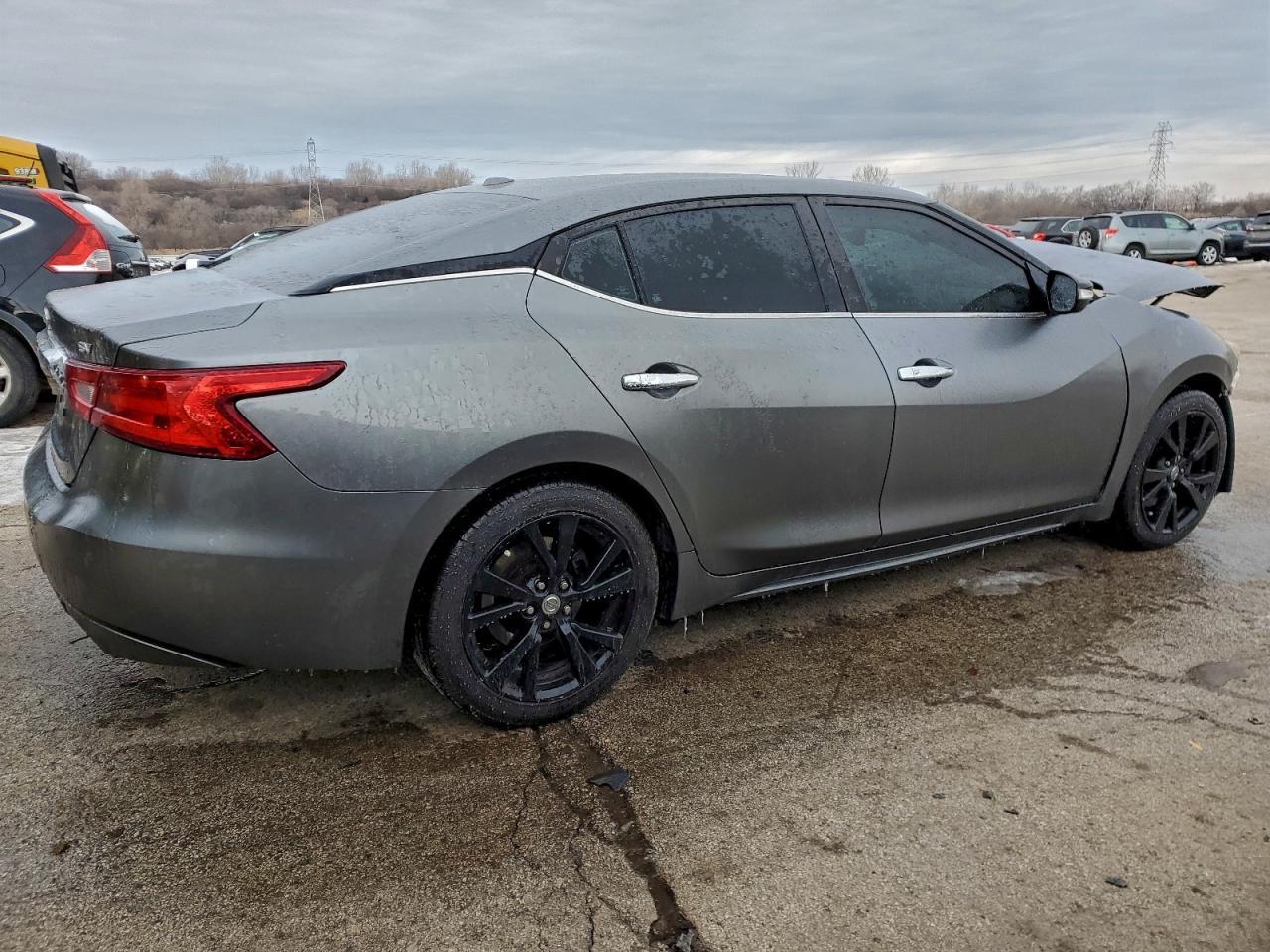 2017 Niss Maxima - Image 3