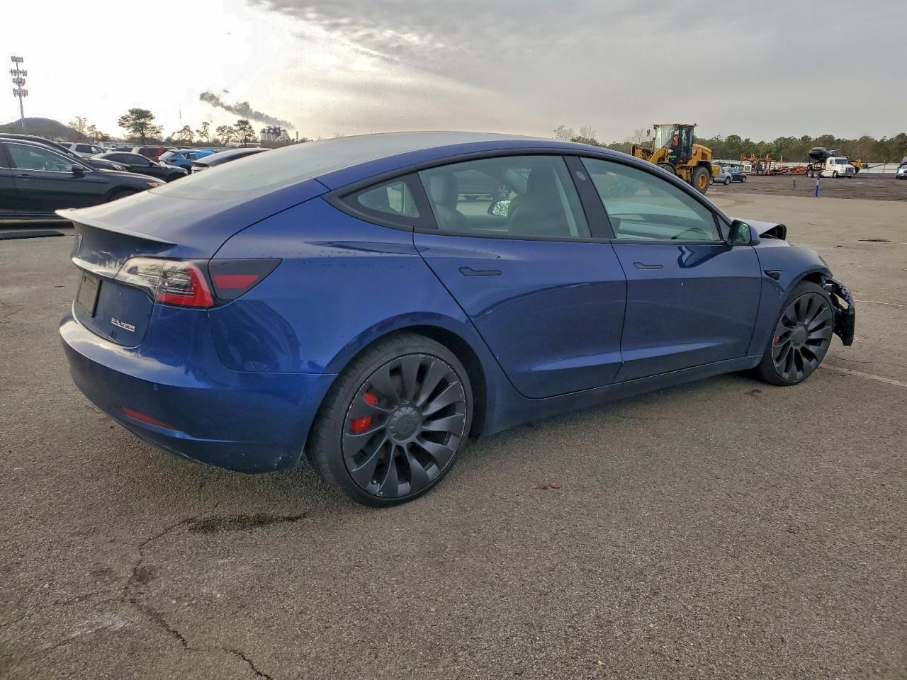2022 Tesla Model 3 - Image 3