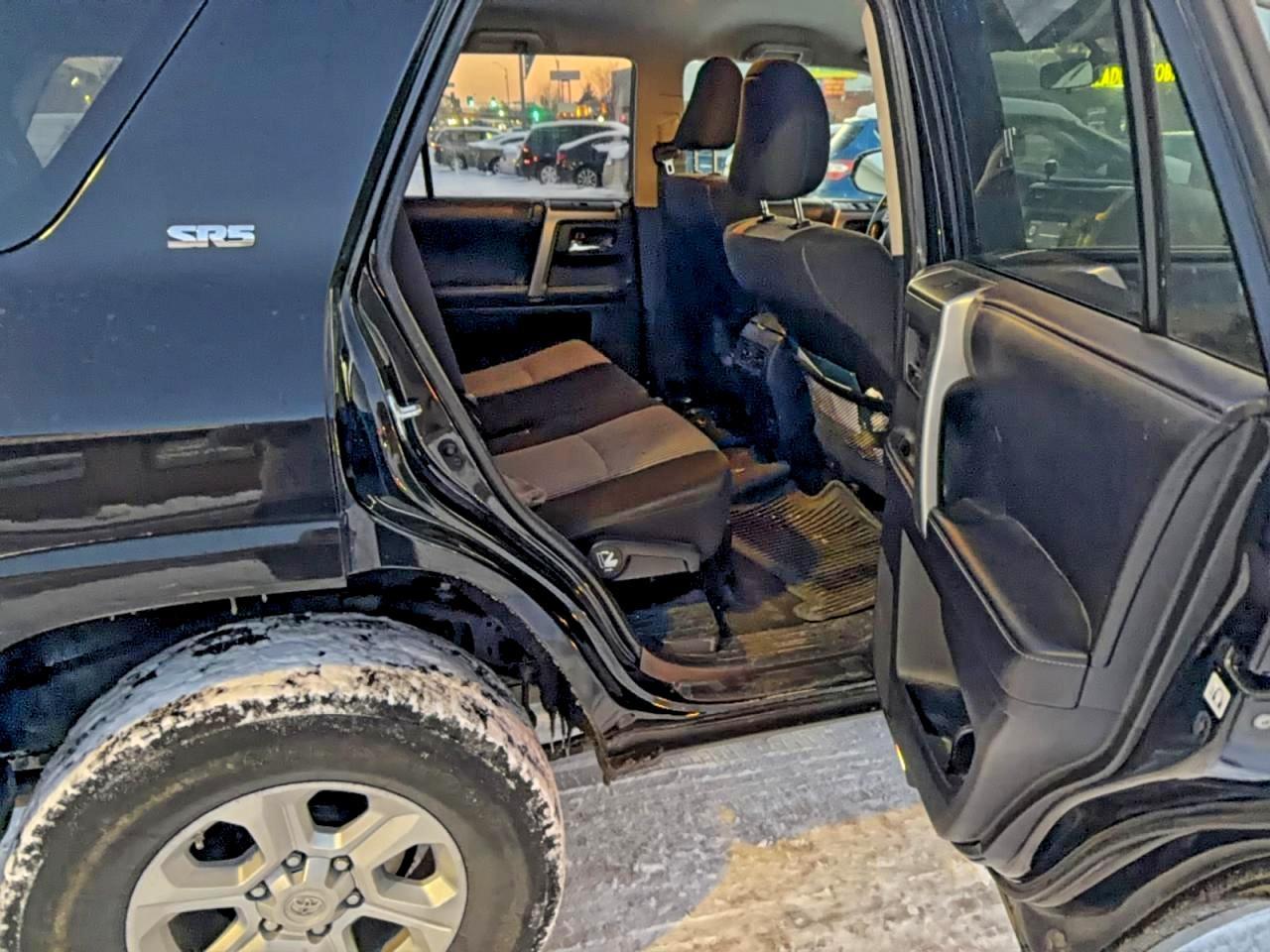 2017 Toyota 4Runner Sr5/Sr5 Premium - Фото 6