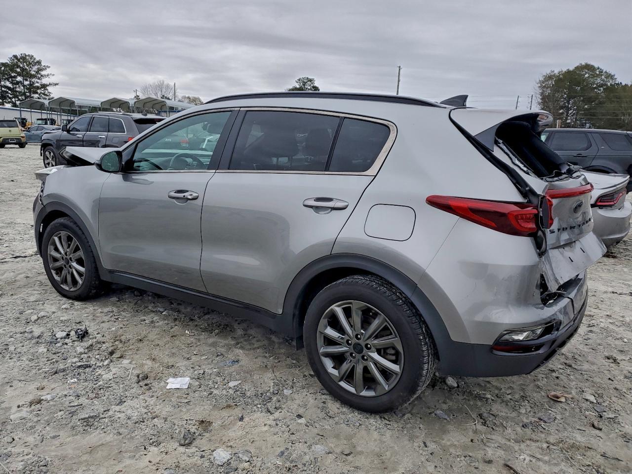 2021 Kia Sportage S - Фото 2