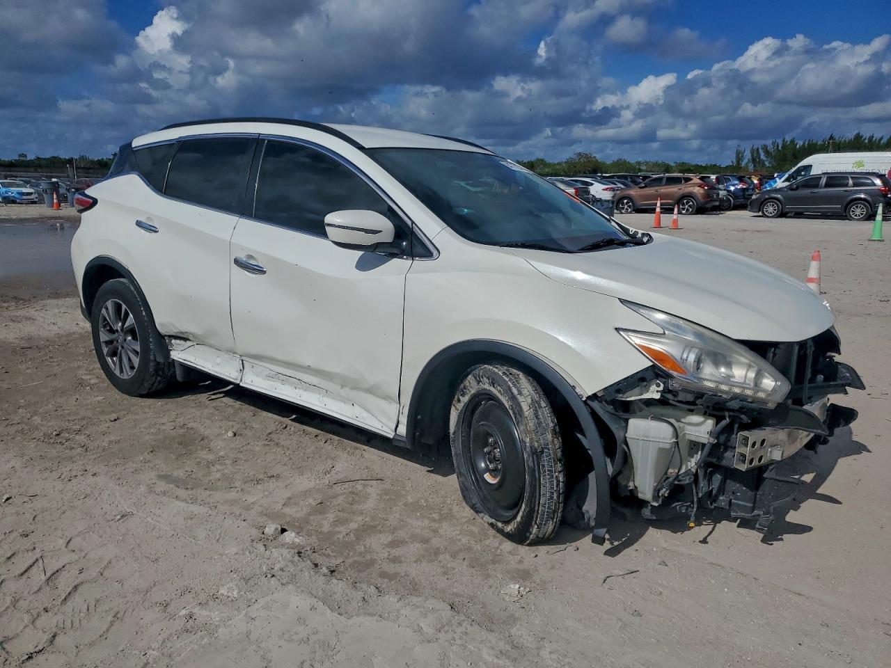 2017 Nissan Murano S - Фото 4
