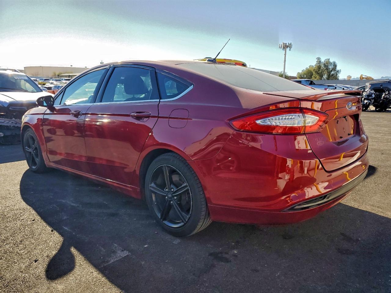 2016 Ford Fusion Se - Фото 2