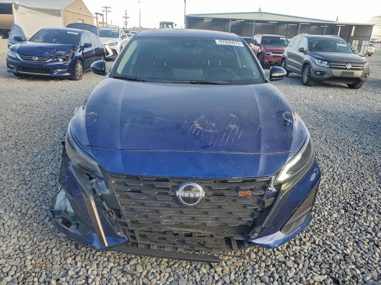 2023 Nissan Altima Sr - Фото 5
