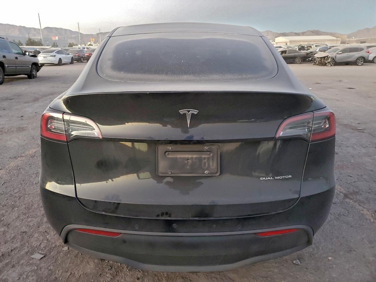 2022 Tesla Model Y - Фото 6