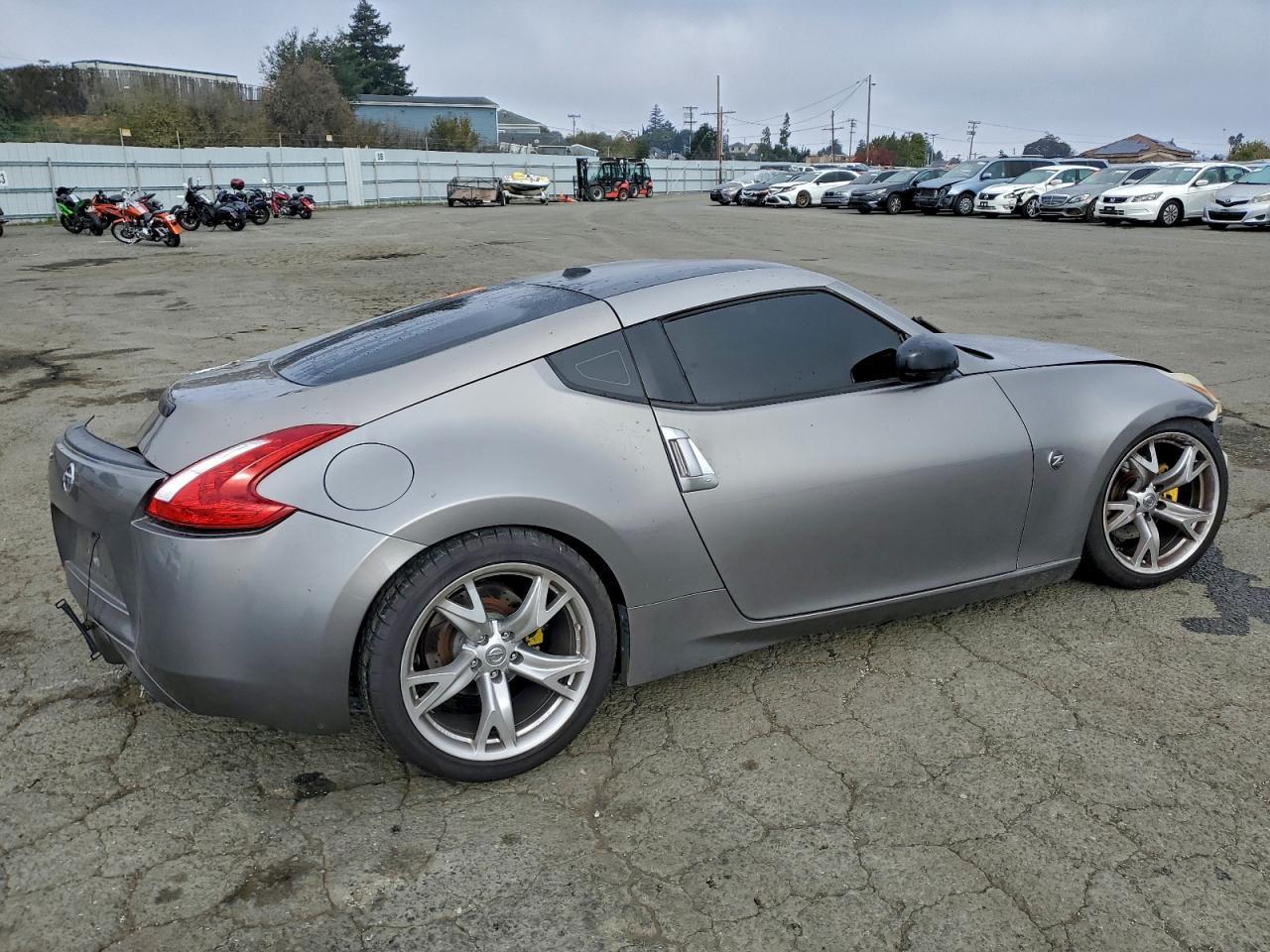 2009 Nissan 370Z - Фото 3