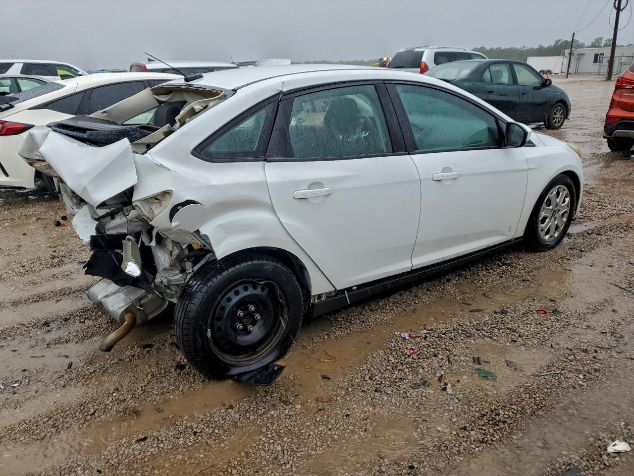 2012 Ford Focus Se - Фото 3