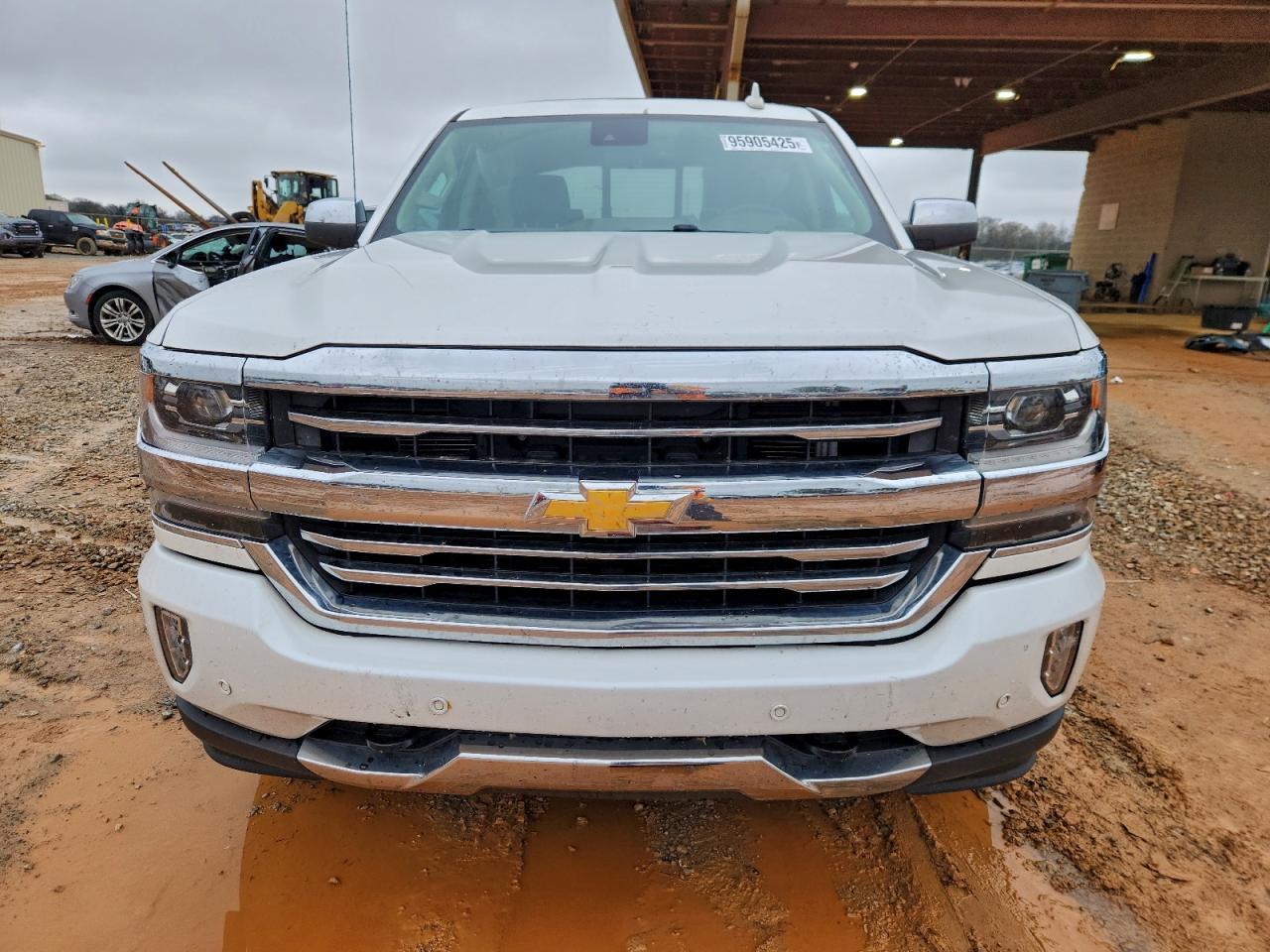 2017 Chevrolet Silverado K1500 High Country - Image 5