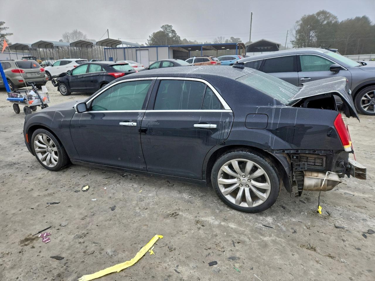 2018 Chrysler 300 Touring - Image 2
