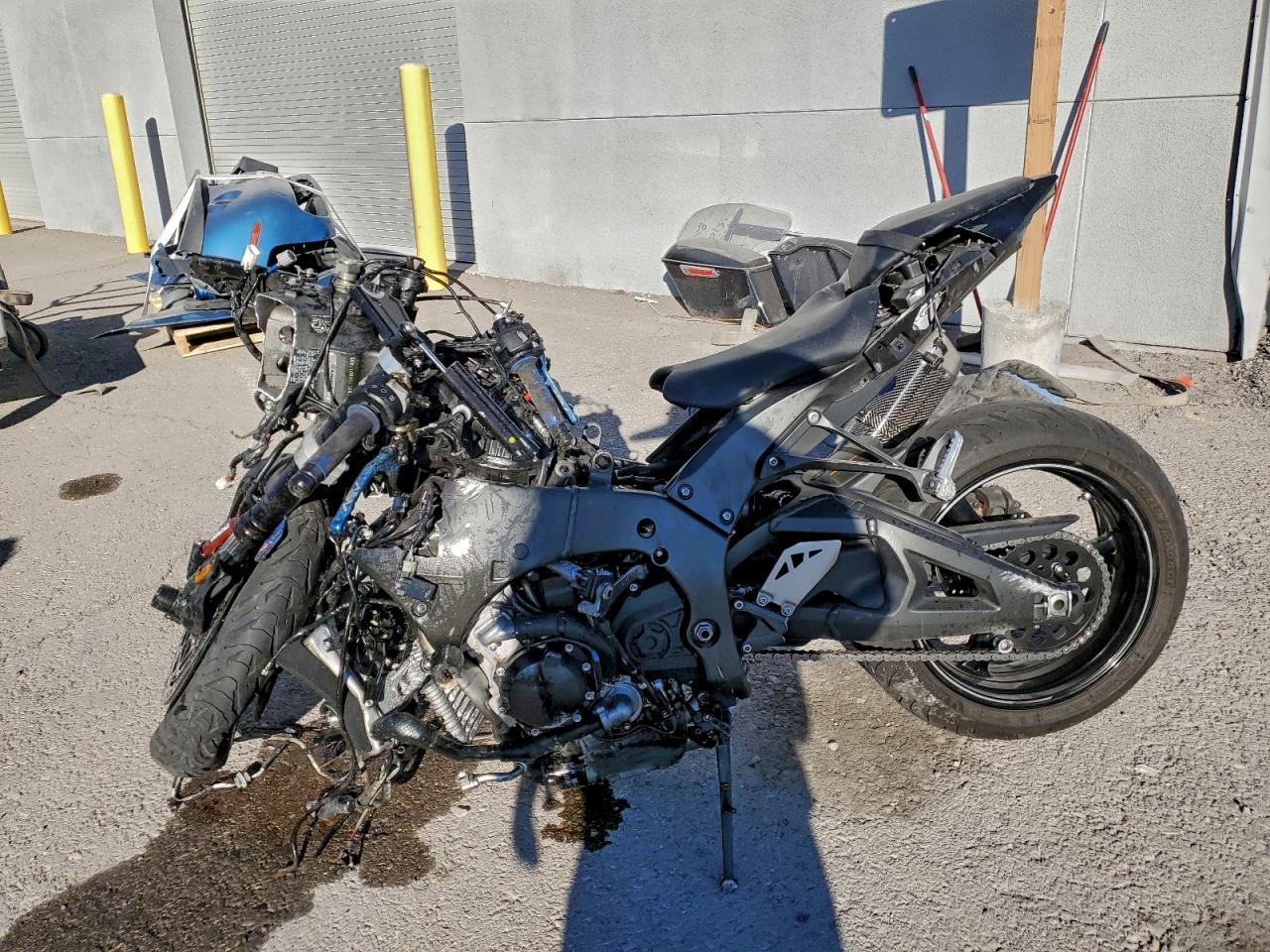 2024 Kawasaki Zx1002 L - Image 3