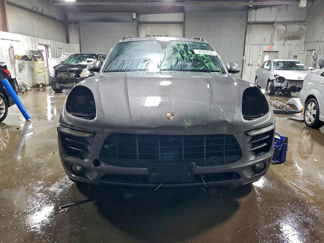 2015 Porsche Macan S - Image 5