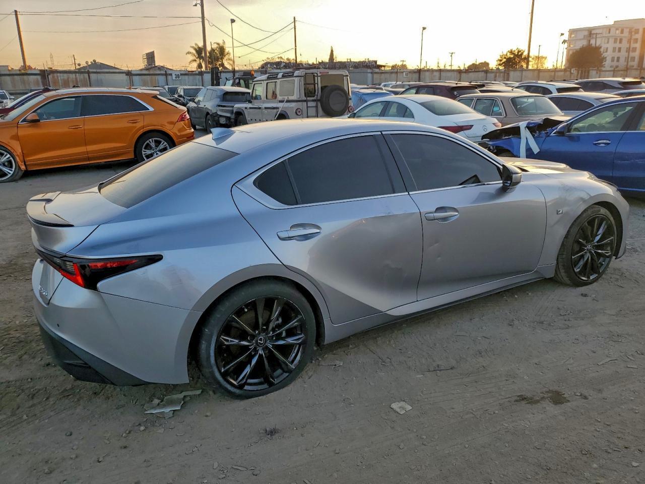 2021 Lexus Is 350 F Sport - Фото 3