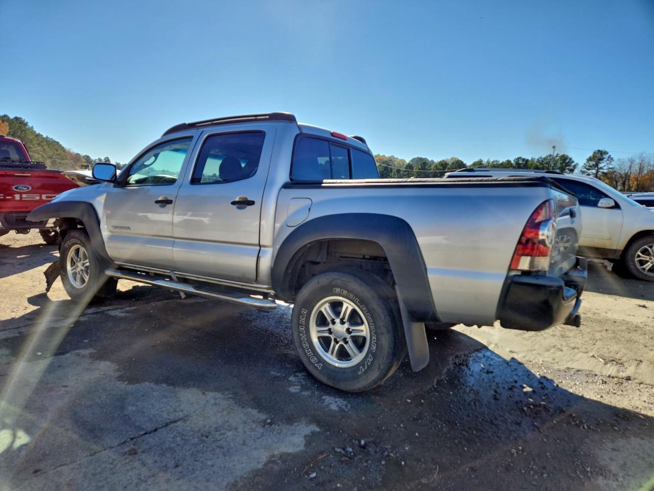 2011 Toyota Tacoma Double Cab Prerunner - Фото 2