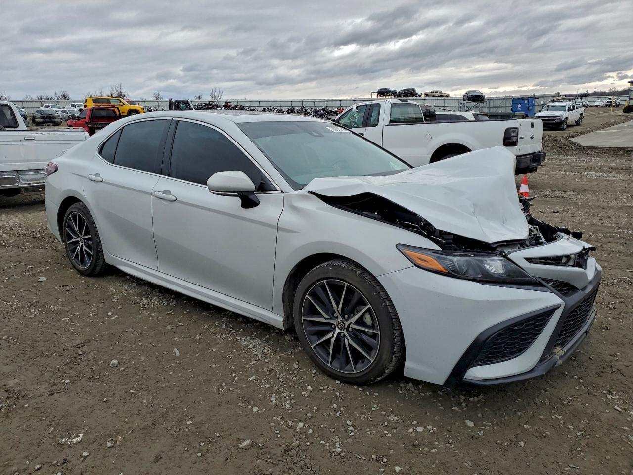 2023 Toyota Camry Se Night Shade - Image 4