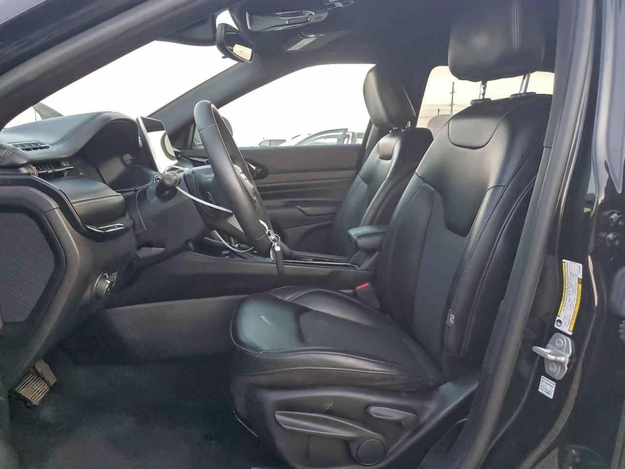 2022 Jeep Compass Latitude - Фото 7