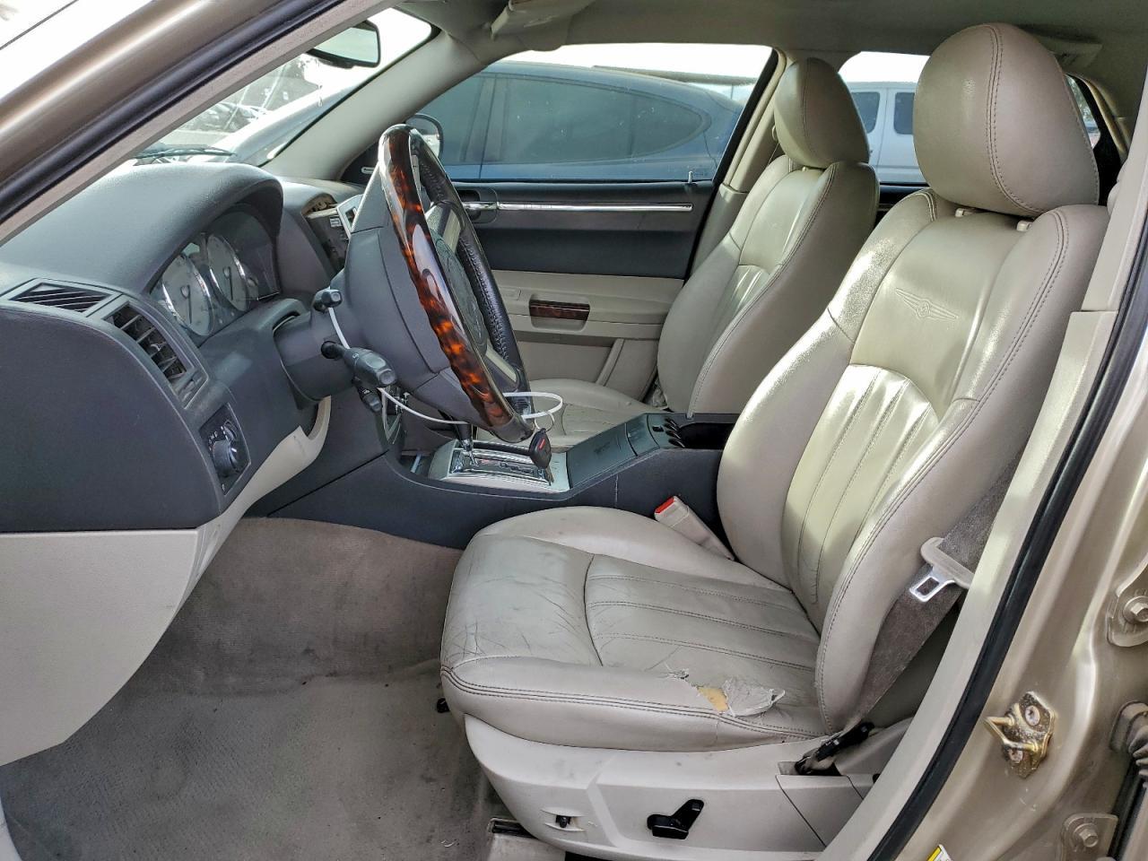 2006 Chrysler 300C - Фото 7