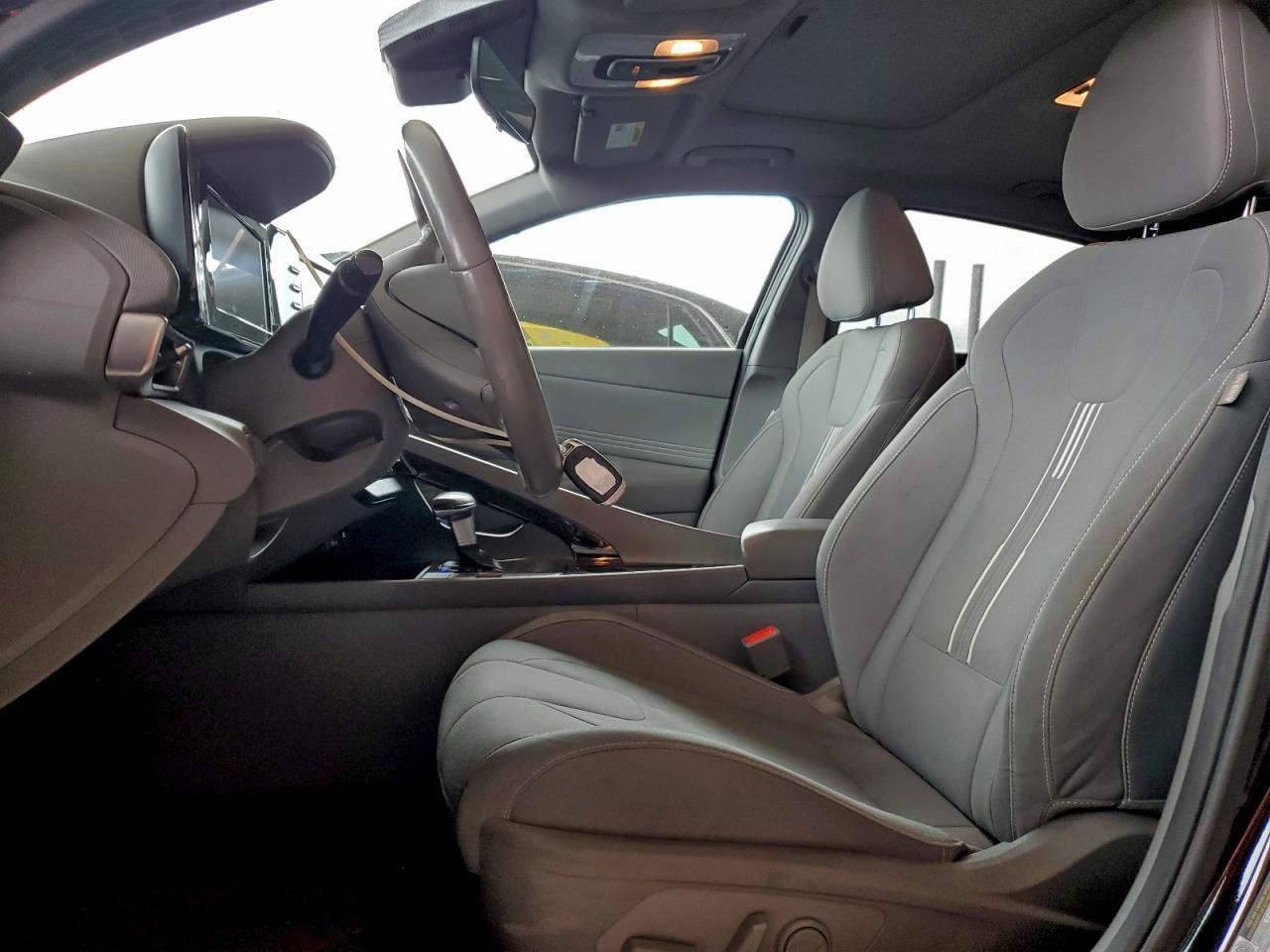 2022 Hyundai Elantra Sel - Image 7