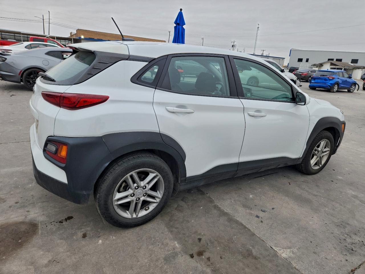 2021 Hyundai Kona Se - Image 3
