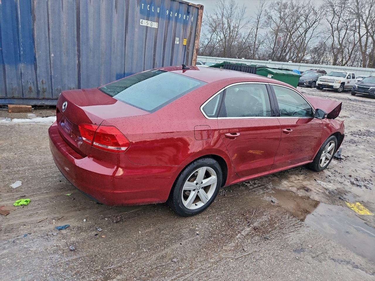 2015 Volkswagen Passat S - Image 3