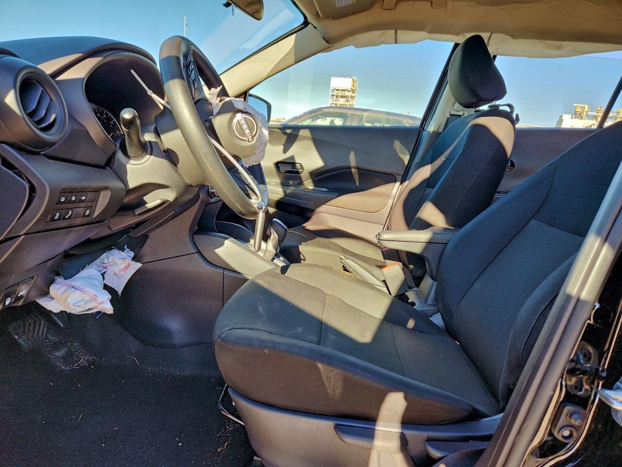 2025 Nissan Kicks Play S - Фото 7