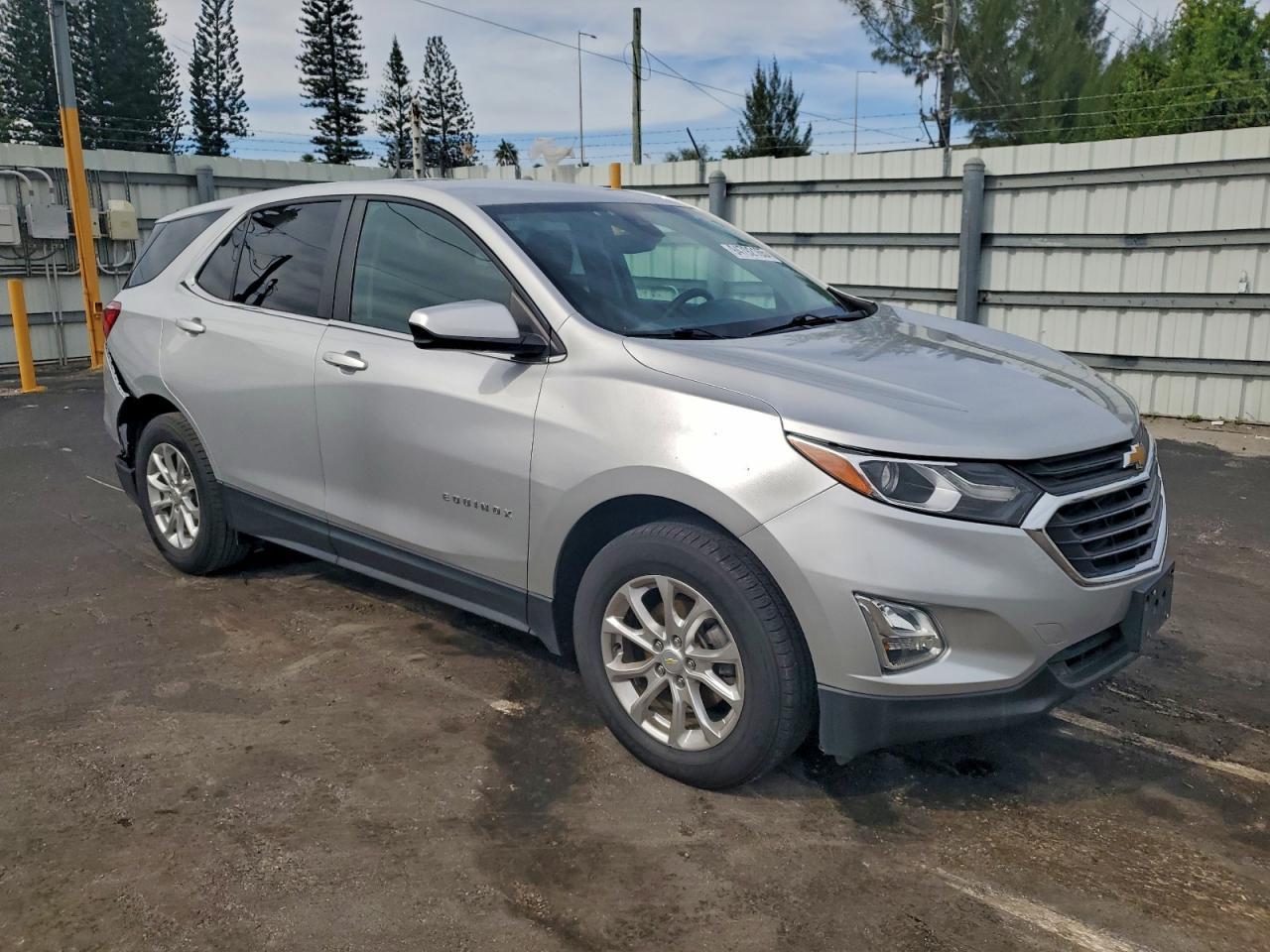 2021 Chevrolet Equinox Lt - Фото 4