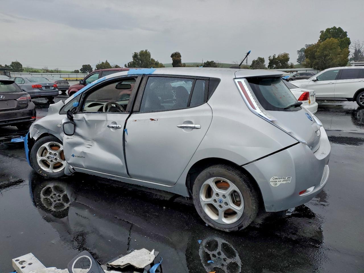 2012 Nissan Leaf Sv - Фото 2