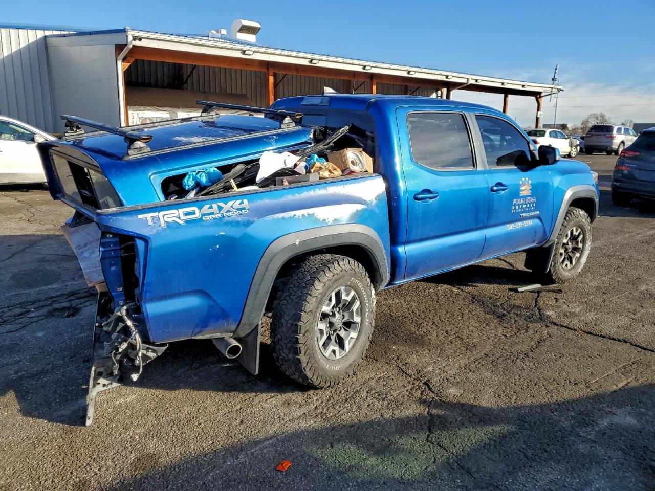 2017 Toyota Tacoma Double Cab - Фото 3