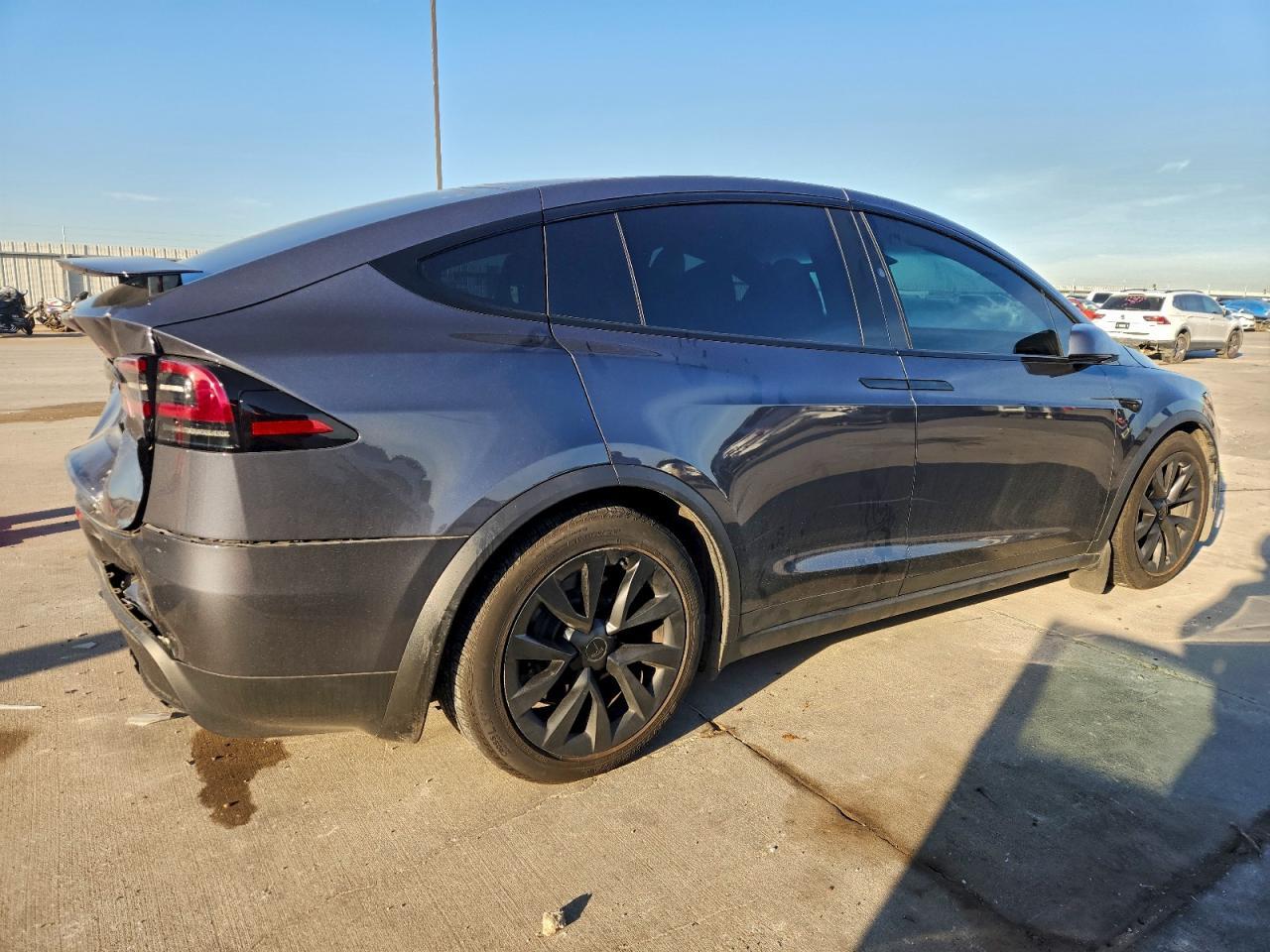 2023 Tesla Model X - Фото 3