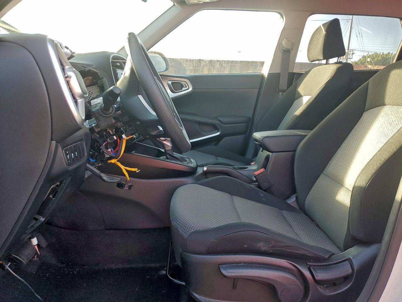 2024 Kia Soul Lx - Image 7
