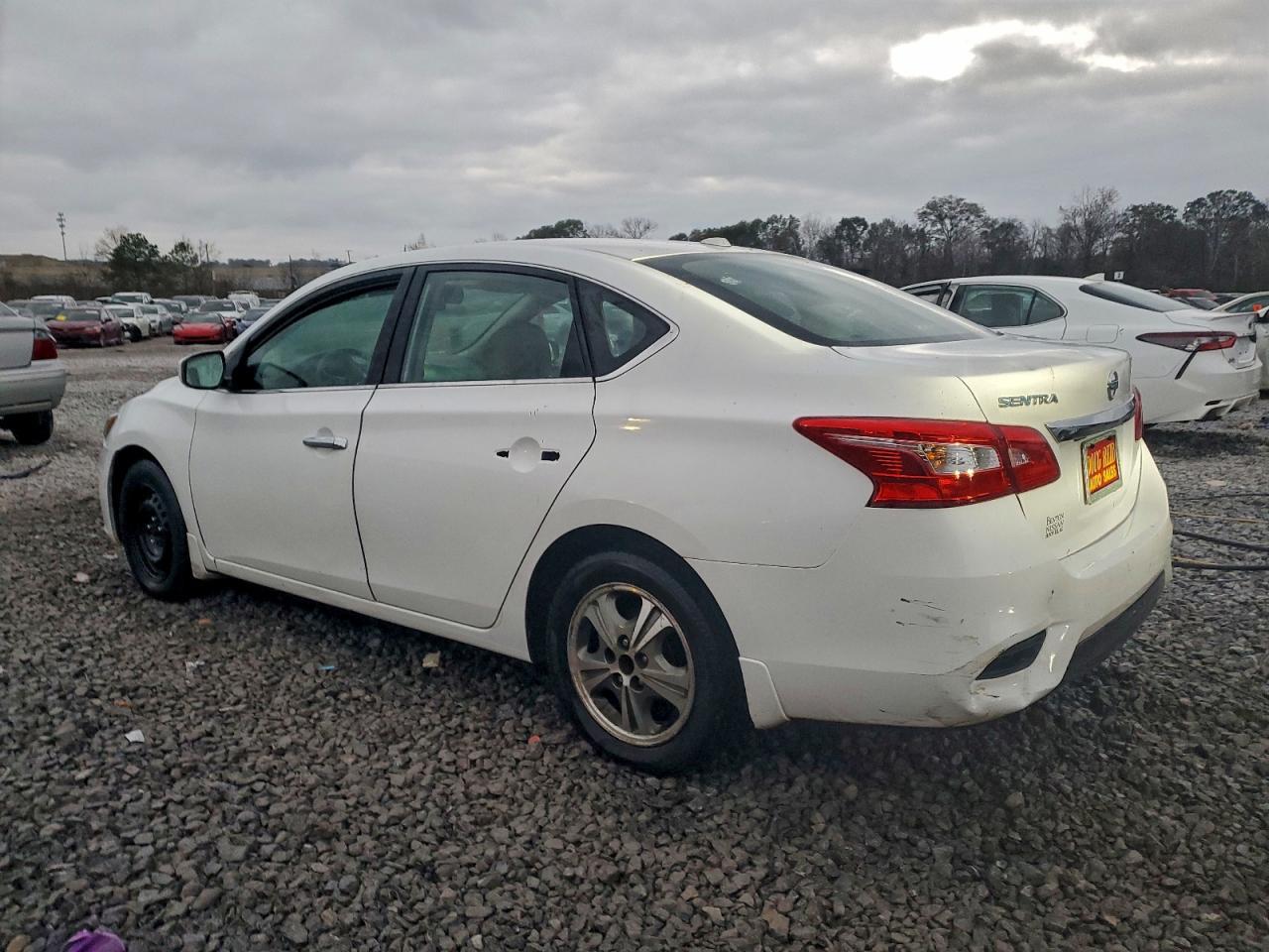 2016 Nissan Sentra Sv - Фото 2
