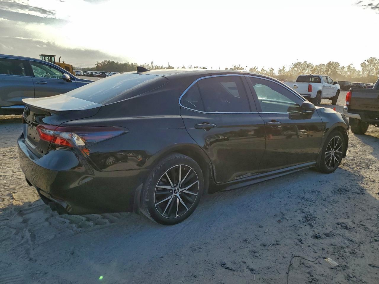 2023 Toyota Camry Se Night Shade - Фото 3