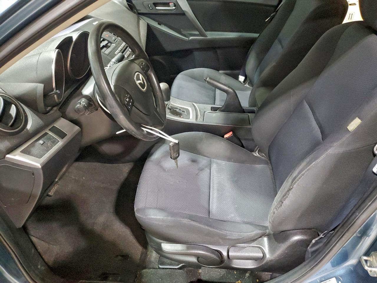 2010 Mazda 3 I - Image 7