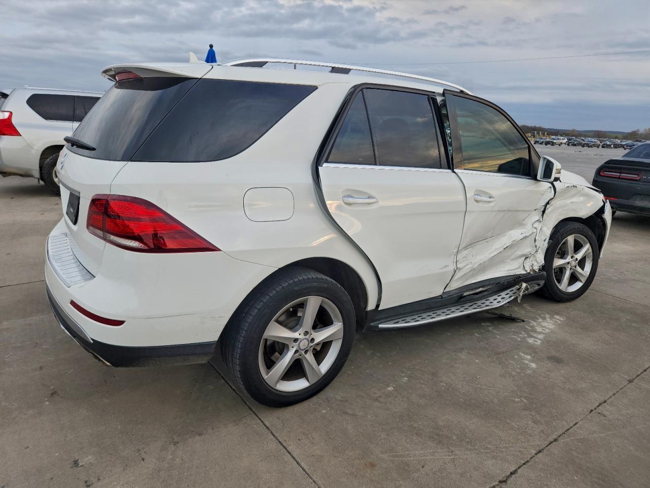 2016 Mercedes-Benz Gle 350 - Image 3