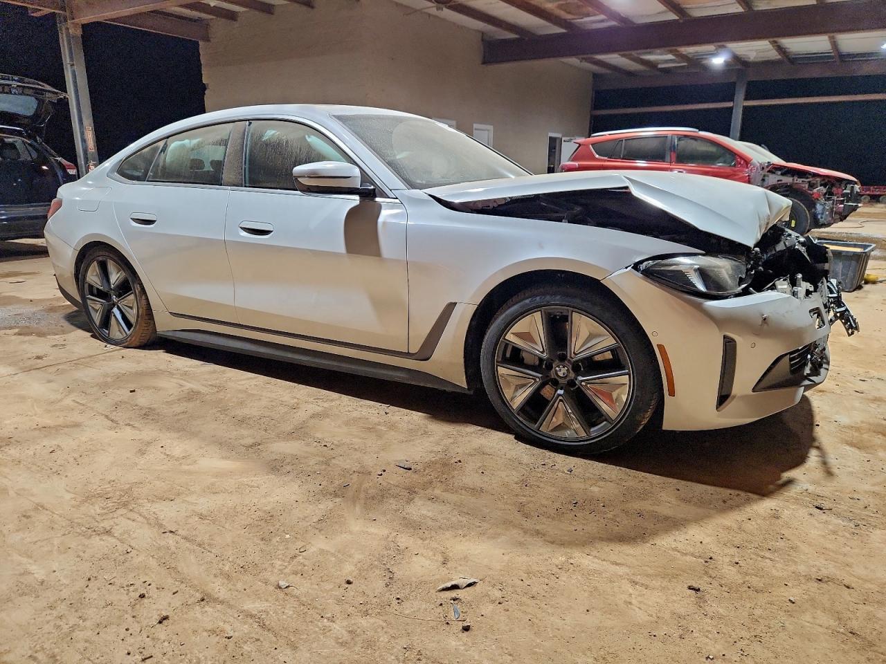 2025 BMW I4 Edrive 40 - Image 4