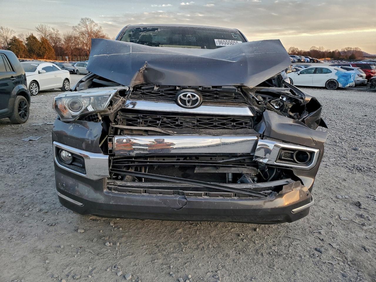 2016 Toyota 4Runner Sr5/Sr5 Premium - Фото 5