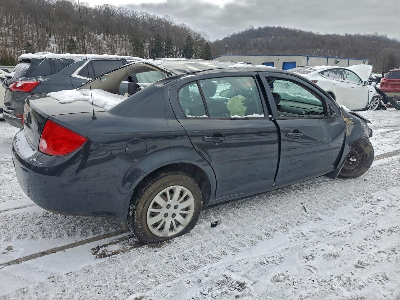 2010 Chev Cobalt 1Lt - Image 3