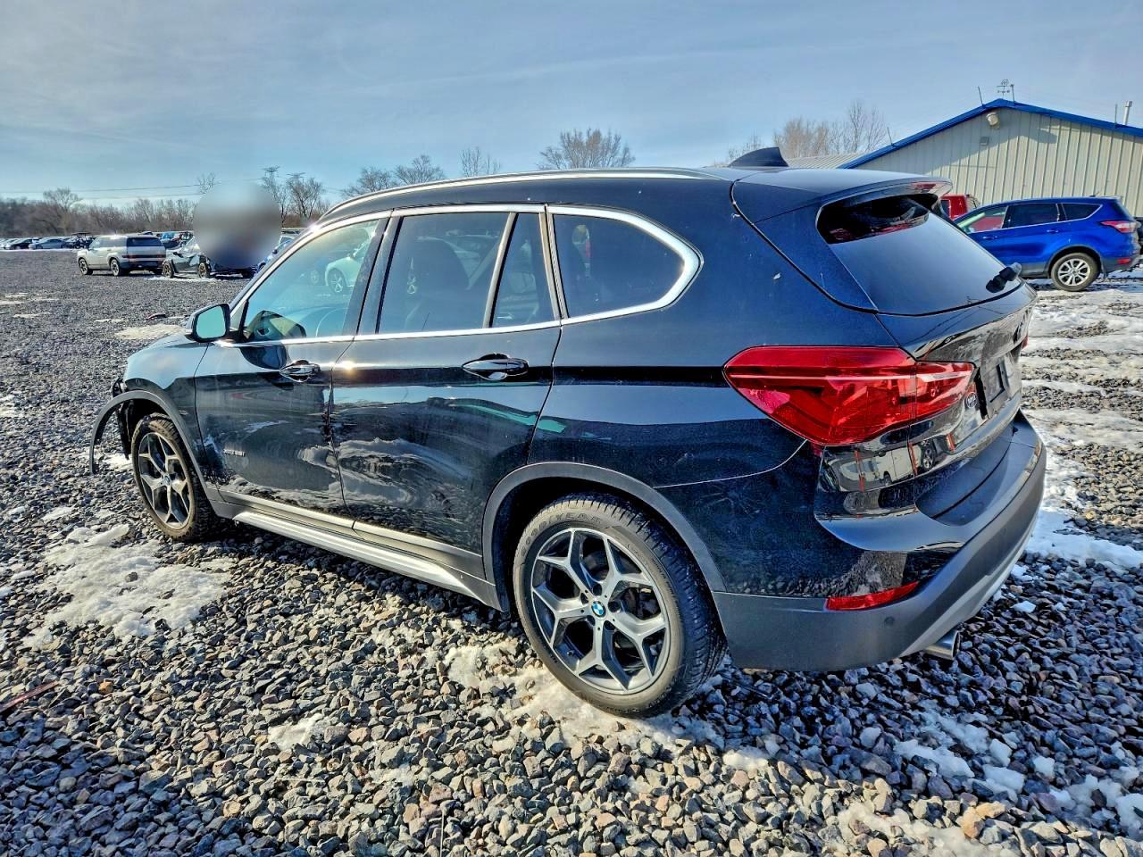 2018 BMW X1 xDrive28I - Фото 2
