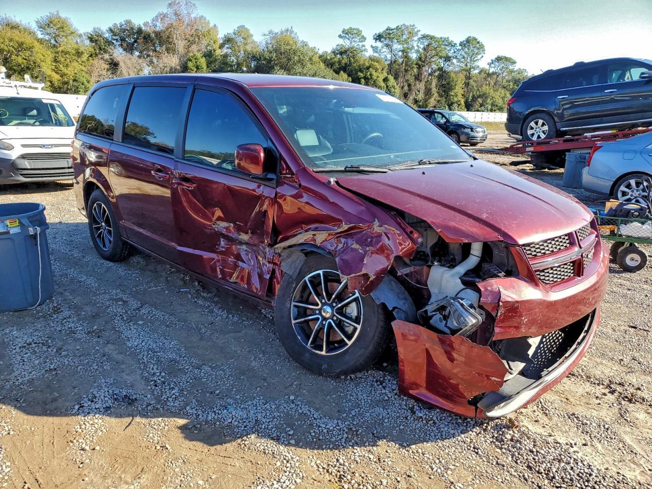 2019 Dodge Grand Caravan Gt - Image 4