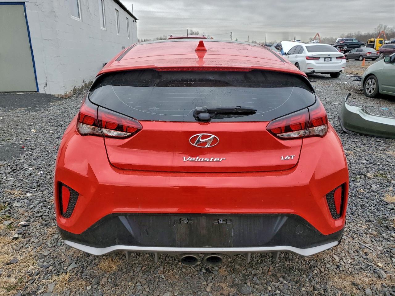 2020 Hyundai Veloster Turbo - Фото 6