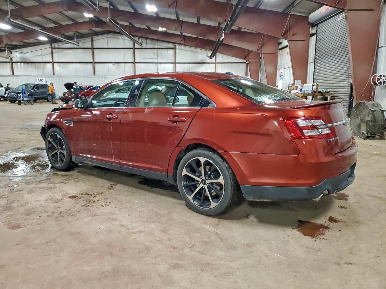 2014 Ford Taurus Sel - Image 2