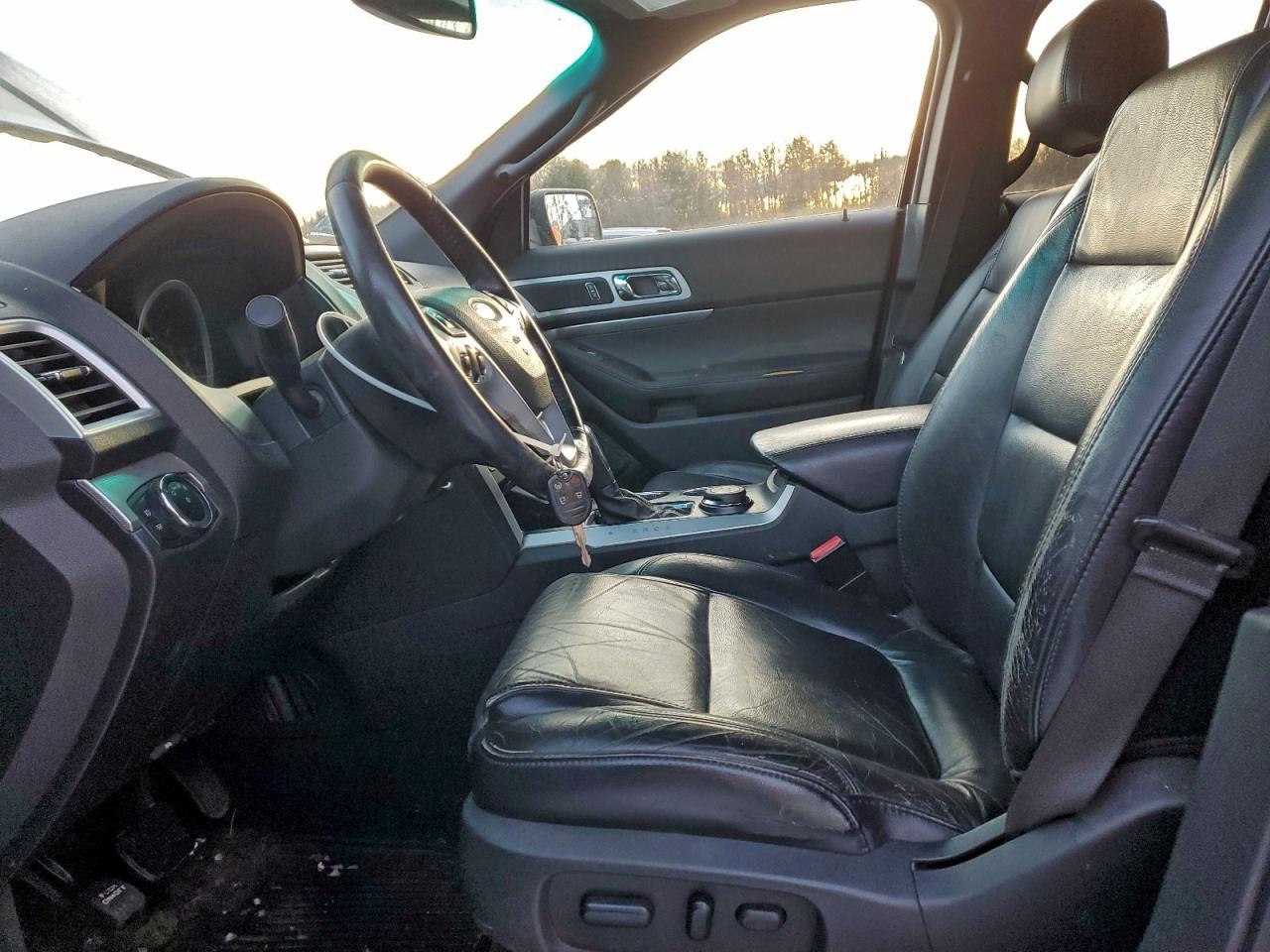 2012 Ford Explorer - Фото 7
