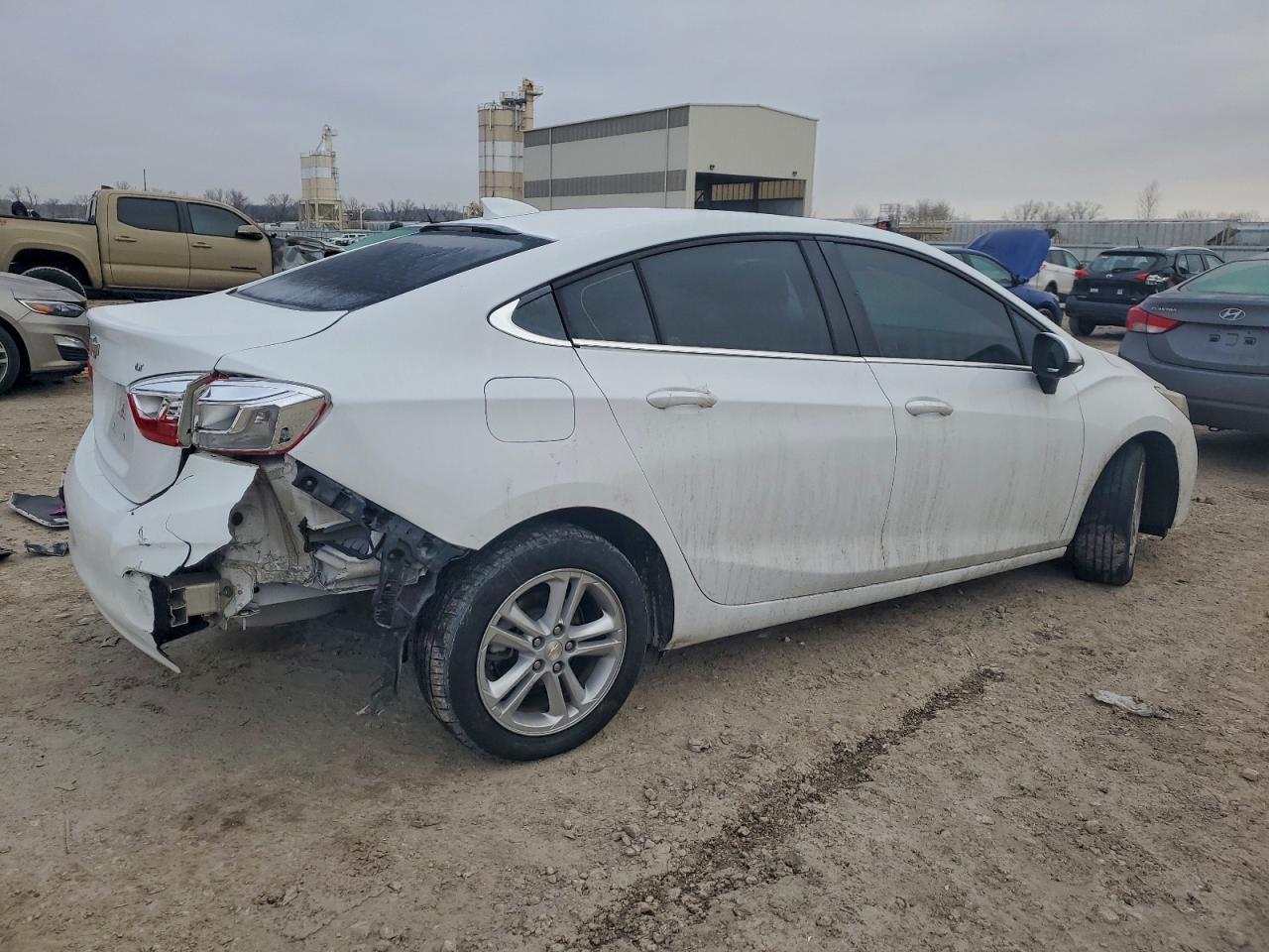 2017 Chevrolet Cruze Lt - Фото 3