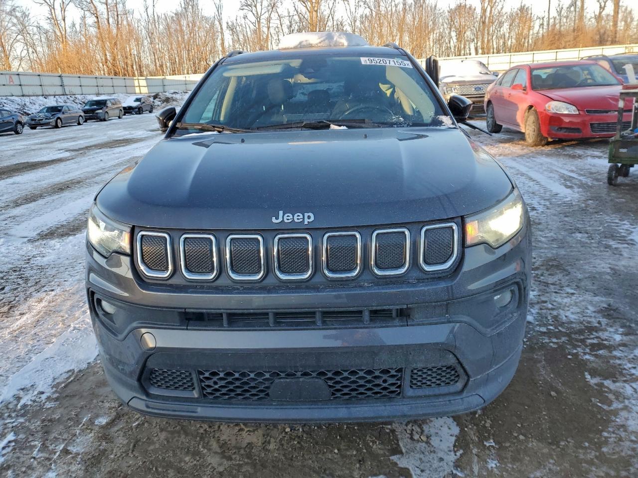 2022 Jeep Compass Latitude Lux - Фото 5