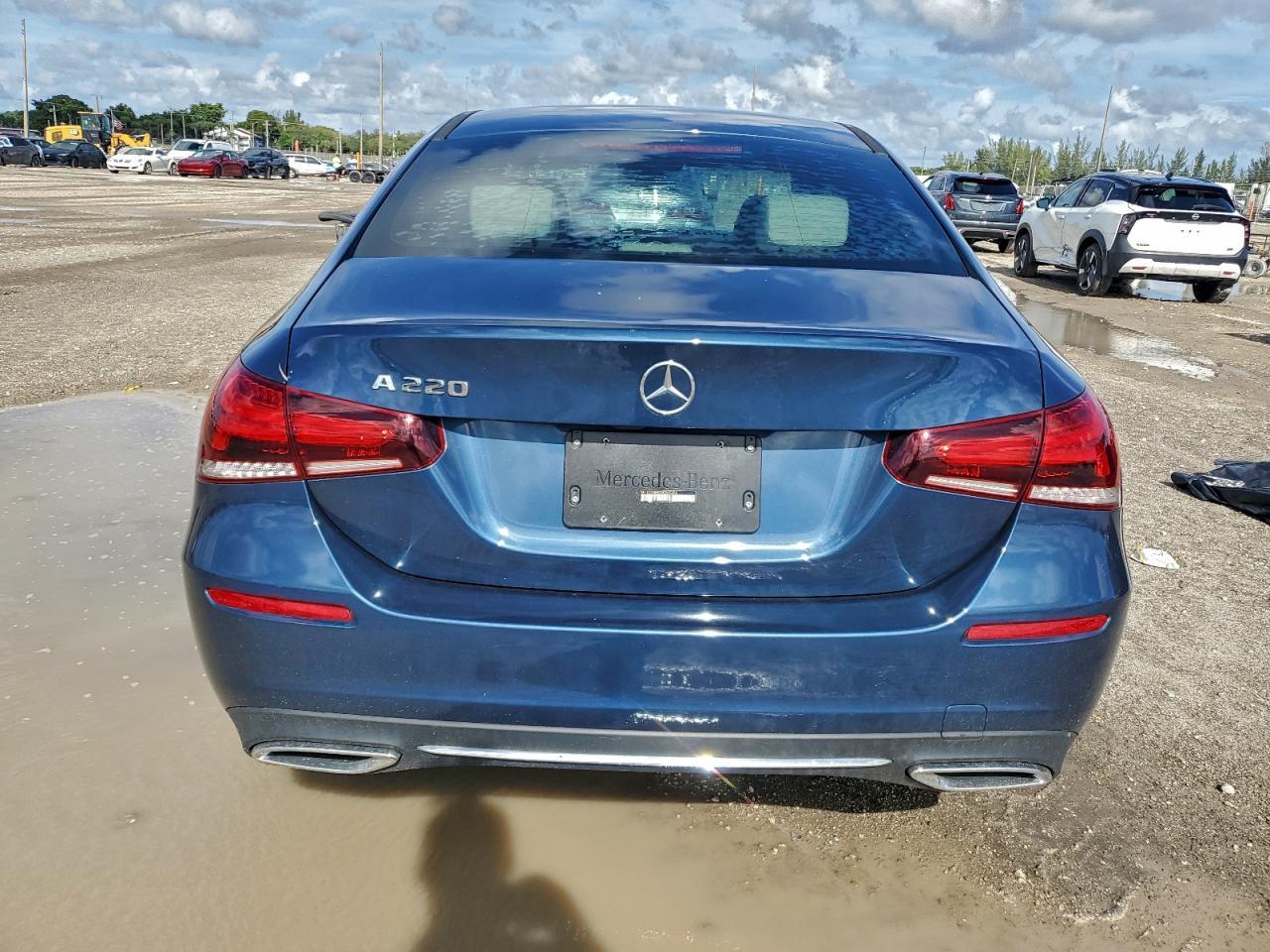 2021 Mercedes-Benz A 220 - Image 6