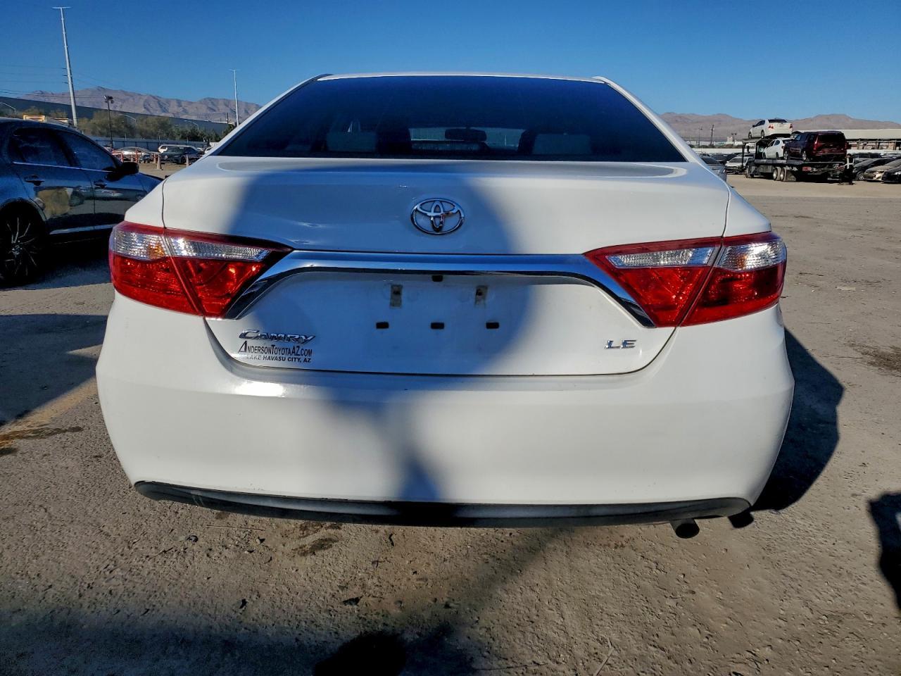 2017 Toyota Camry Le - Фото 6