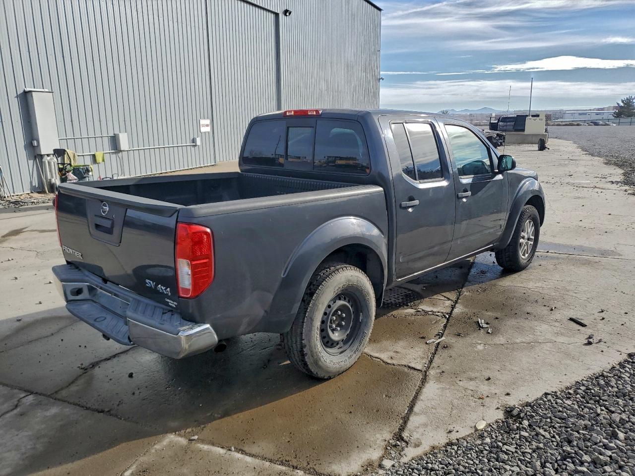 2014 Nissan Frontier S - Фото 3